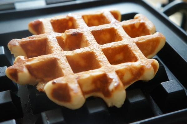 Belgian Liège Waffles - Dish 'n' the Kitchen