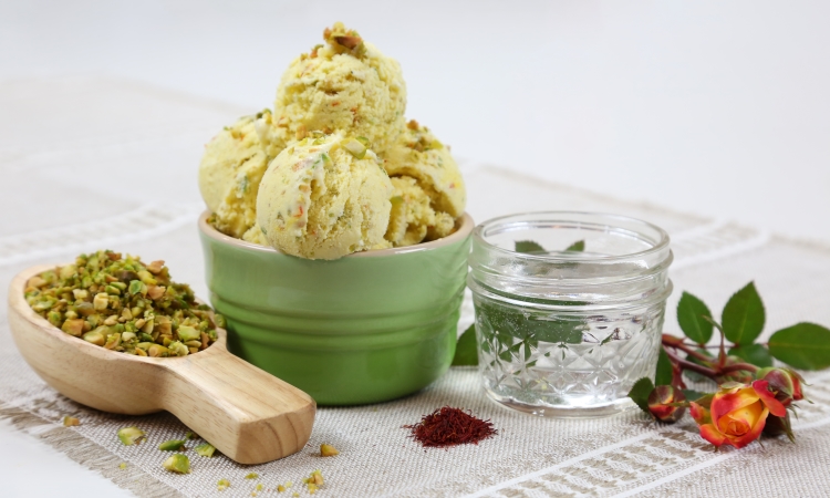 Persian safran pistachio ice cream